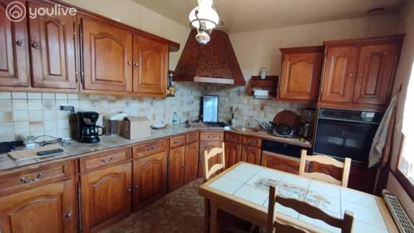 PROCHE DE SOISSONS – PAVILLON 4 CHAMBRES