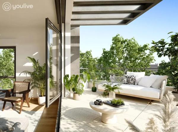 Beau studio lumineux avec terrasse à Angers