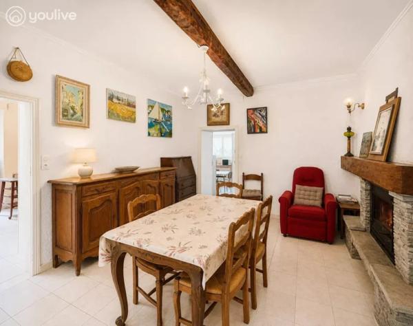 Maison de village avec 2 appartements –Petite Vue mer et montagne