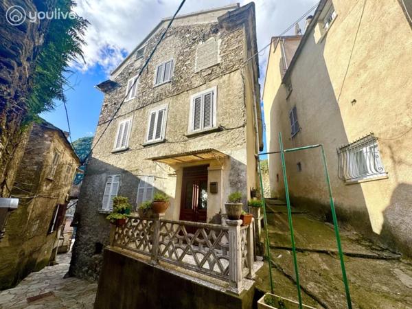 Maison de village avec 2 appartements –Petite Vue mer et montagne