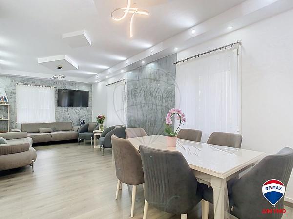 Maison 6 chambre(s) à vendre - Ingersheim, Haut-Rhin - 68