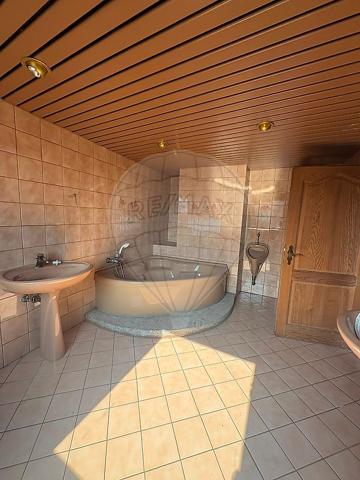 Immeuble 4 chambre(s) à vendre - Puttelange-aux-Lacs, Moselle - 57