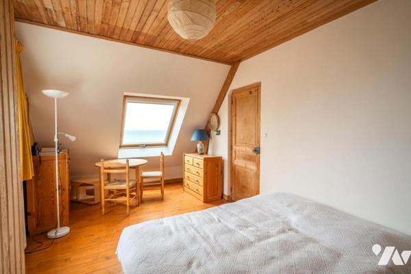 Face mer, maison 4 chambres, garage, jardin