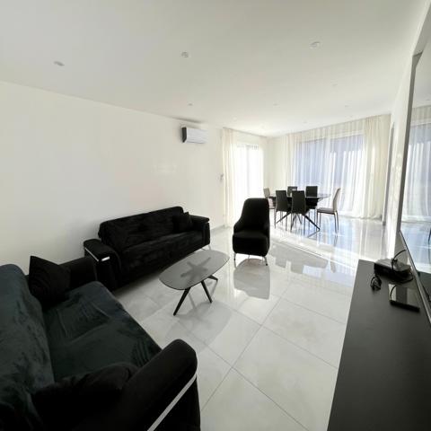 Maison
                                                                                                                                                                                                                                                                                                                        5 pièce(s)                                                                                                                                                                                                          3 chambre(s)                                                                                                                                                                                                          127  m²
