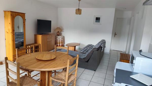 Maison meublée de plain-pied -terrasse–3 chambres – Environnement calme Saint-Sébastien-d'Aigrefeuille (30140)