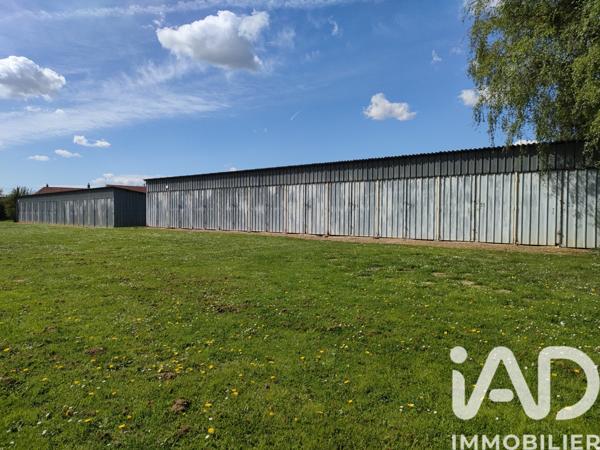 Parking à vendre 10 635 m² Laversines