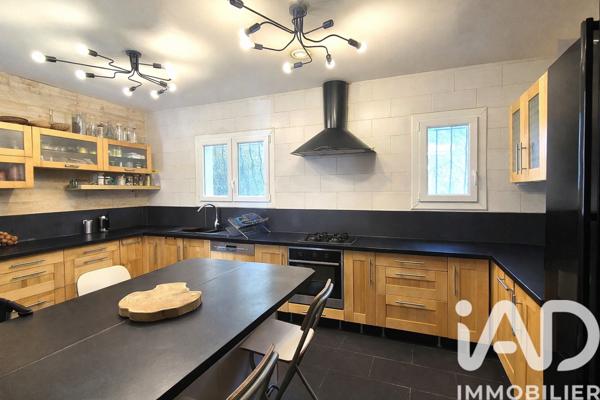 Maison à vendre 6 pièces 226 m² Lédenon