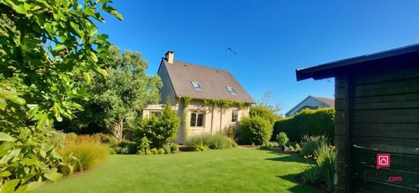 Maison familiale de 2009 avec jardin de 2 100 m²