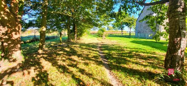 Maison familiale de 2009 avec jardin de 2 100 m²