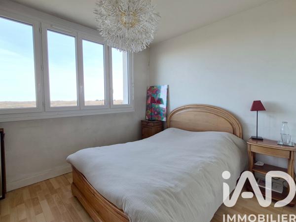 Appartement à vendre 3 pièces 56 m² Meudon-la-Forêt