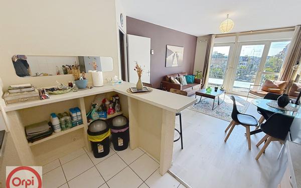 Appartement à louer    3 pièces • 59 m2 Pau
