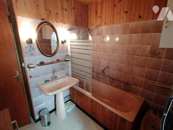 NOUVEAUTE ETUDE TRENTE CINQ NOTAIRES !!! Sur la commune du POULIGUEN, au c?ur du centre-ville, ...