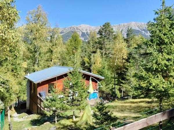 Chalet bois sur 2 niveaux de 43m² avec terrasse et jardin de 345m² cloturé