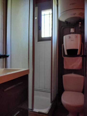 Chalet bois sur 2 niveaux de 43m² avec terrasse et jardin de 345m² cloturé