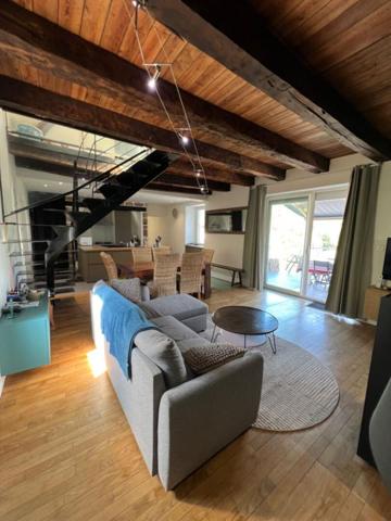 MAISON RÉNOVÉE À 10 MINUTES DE BRIVE