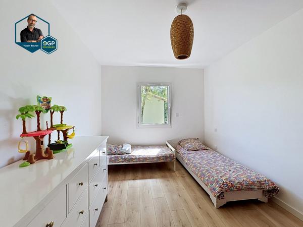 Maison T5 160 m² avec piscine Rt 2012