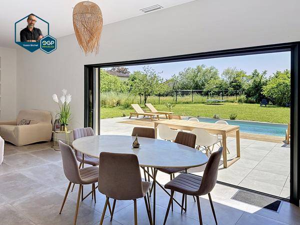 Maison T5 160 m² avec piscine Rt 2012