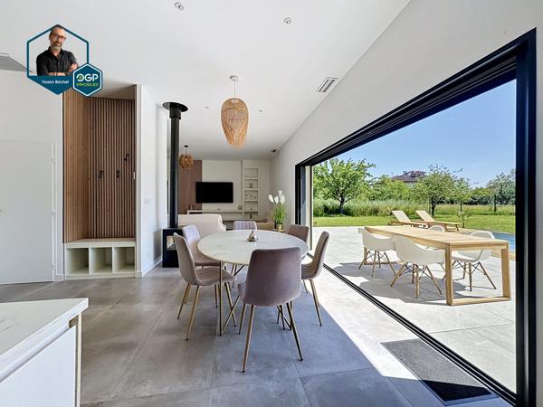 Maison T5 160 m² avec piscine Rt 2012