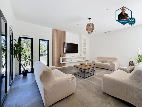 Maison T5 160 m² avec piscine Rt 2012