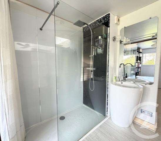Maison à vendre  3 pièces - 76 m 2   BEGLES  - 33