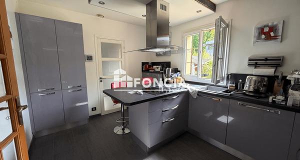 À vendre Maison 6 pièces 127 m² - ÉMerainville 77184