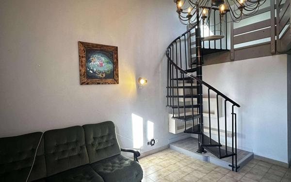 Maison à louer    2 pièces •  Lablachère