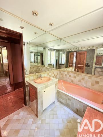 Maison à vendre 7 pièces 230 m² Tourrette-Levens