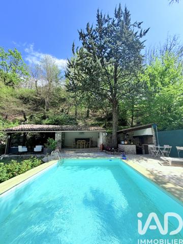Maison à vendre 7 pièces 230 m² Tourrette-Levens