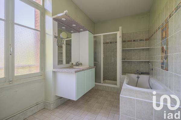 Maison à vendre 9 pièces 298 m² Voiron