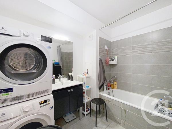 Appartement T3 à vendre  3 pièces - 63,80 m2 VILLEJUIF - 94