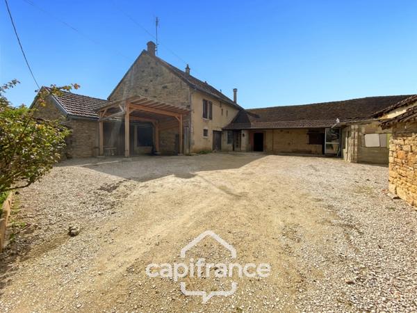 Maison en pierres à vendre - 5 pièces VERCIA (39) - 1309m² de terrain - Capifrance - Jérôme CESARIO