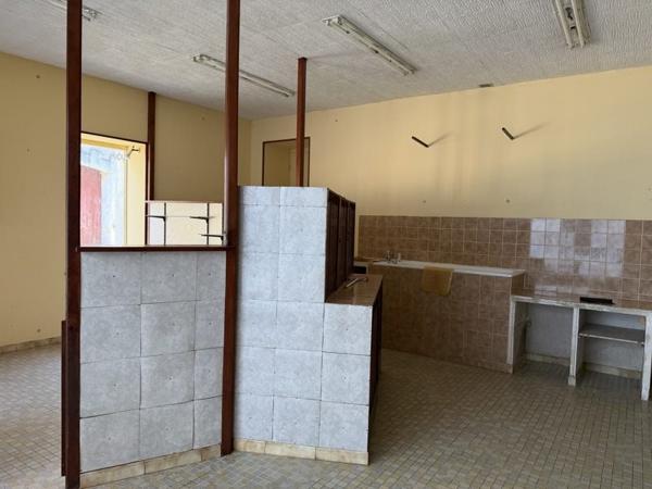 Immeuble à vendre |  Montendre |  268 m²