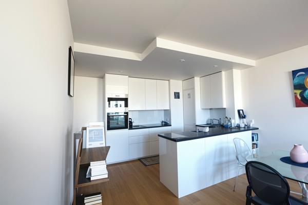 75013 - PARIS - TOLBIAC - OLYMPIADES - 2 PIÈCES - 1 CHAMBRE - 50 M² - APPARTEMENT ENTIÈREMENT RÉNOVÉ AVEC PLAC