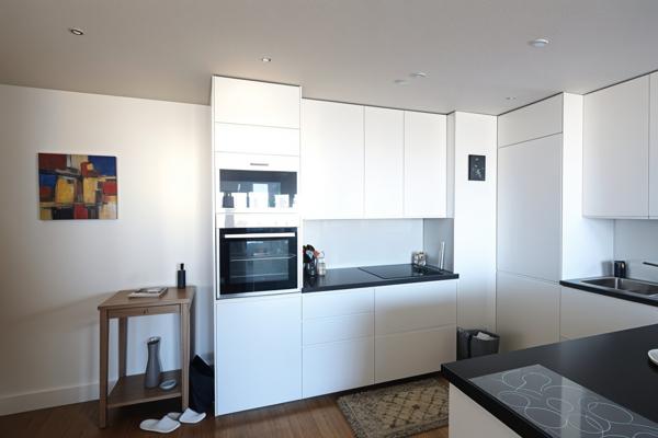 75013 - PARIS - TOLBIAC - OLYMPIADES - 2 PIÈCES - 1 CHAMBRE - 50 M² - APPARTEMENT ENTIÈREMENT RÉNOVÉ AVEC PLAC