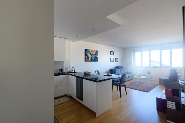 75013 - PARIS - TOLBIAC - OLYMPIADES - 2 PIÈCES - 1 CHAMBRE - 50 M² - APPARTEMENT ENTIÈREMENT RÉNOVÉ AVEC PLAC