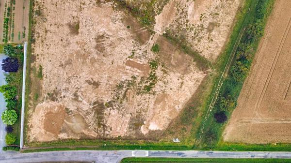 Terrain à bâtir de 555m².