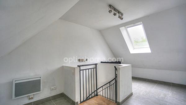 Maison / plain pied / Jardin / 4 chambres / piscine / 60410