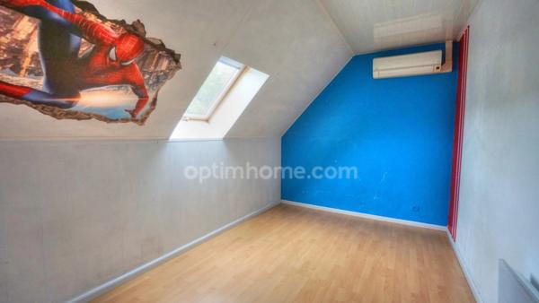 Maison / plain pied / Jardin / 4 chambres / piscine / 60410