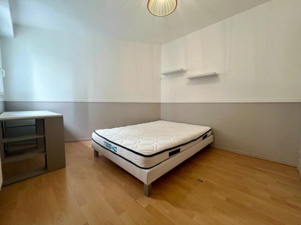 Dpt Finistère (29), à vendre QUIMPER appartement T3 de 77,20 m² habitable - Terrasse - Balcon - Cave.