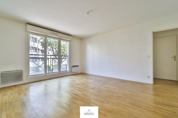 Appartement
                                                                                                                                                                                                                                                                                                                        2 pièce(s)                                                                                                                                                                                                          1 chambre(s)                                                                                                                                                                                                          47  m²
