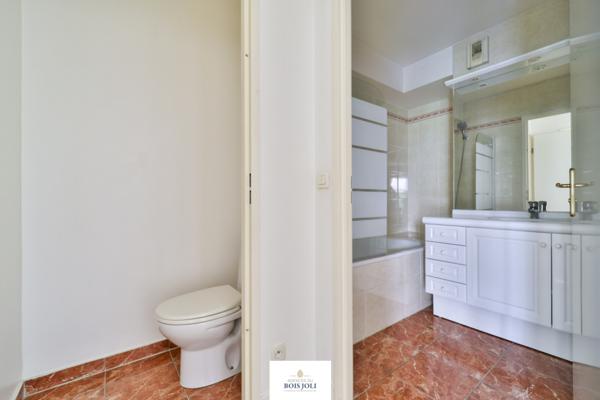 Appartement
                                                                                                                                                                                                                                                                                                                        2 pièce(s)                                                                                                                                                                                                          1 chambre(s)                                                                                                                                                                                                          47  m²