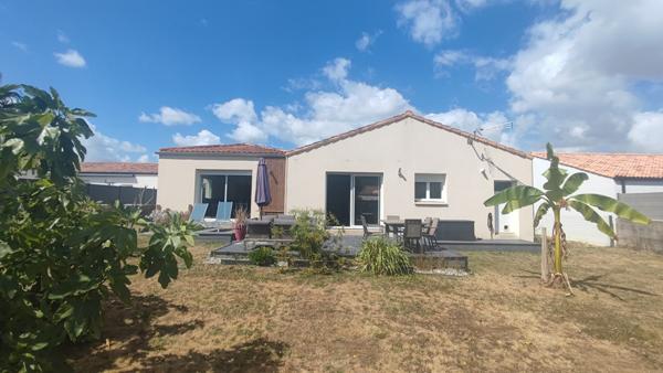 Charmante maison de plain-pied dans un quartier paisible !!!