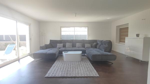 Charmante maison de plain-pied dans un quartier paisible !!!