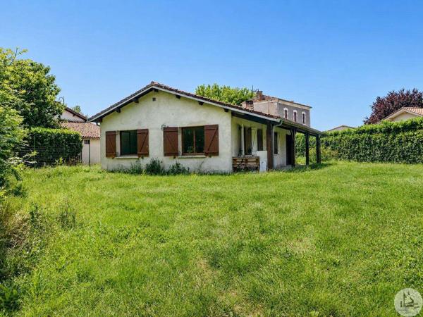 Maison de bourg avec grand jardin
