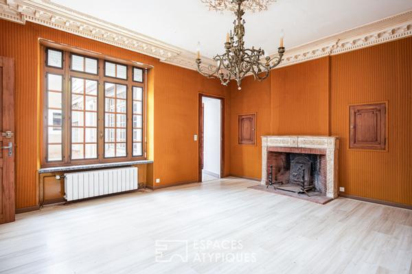 Beau domaine à réinventer, niché au coeur d’un parc privé