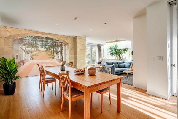 Beau domaine à réinventer, niché au coeur d’un parc privé