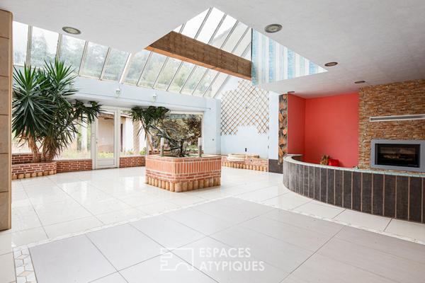 Beau domaine à réinventer, niché au coeur d’un parc privé