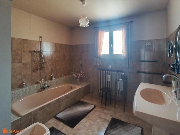 Pavillon familial de 175 m², 6 pièces, 4 chambre