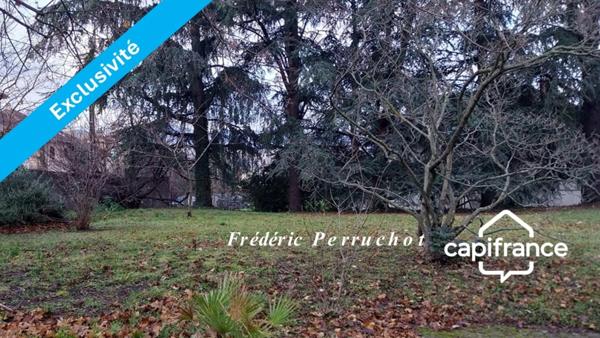 Clermont-Ferrand (Puy de Dôme) en zone urbaine, terrain de 800 m²