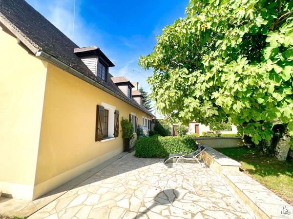 Maison Familiale, Grange, 5Hecta, piscine couverte